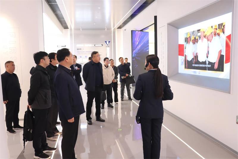 鞏義市委副書記、市長郭程明到明泰鋁業(yè)調(diào)研數(shù)智化建設(shè)工作