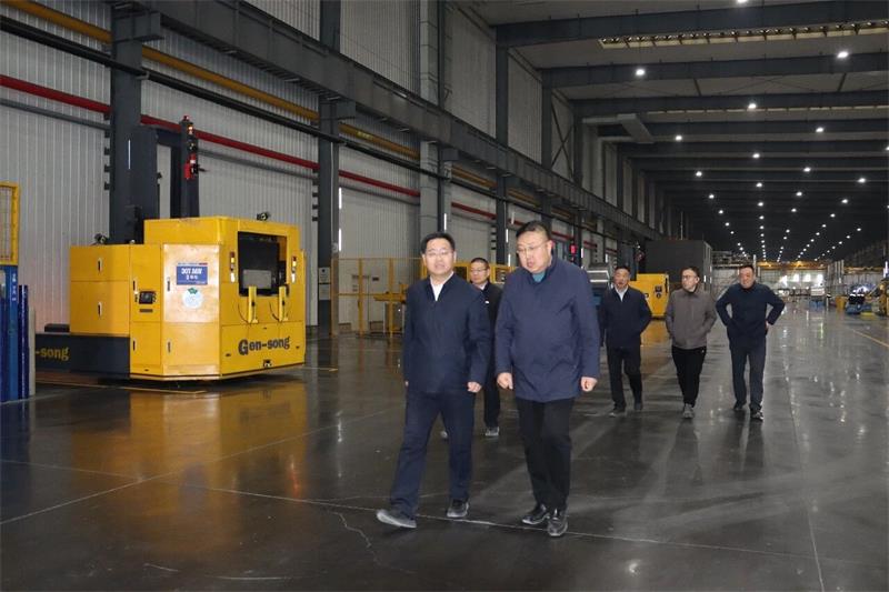 鞏義市委書記、市長郭程明蒞臨明泰鋁業(yè)慰問一線員工
